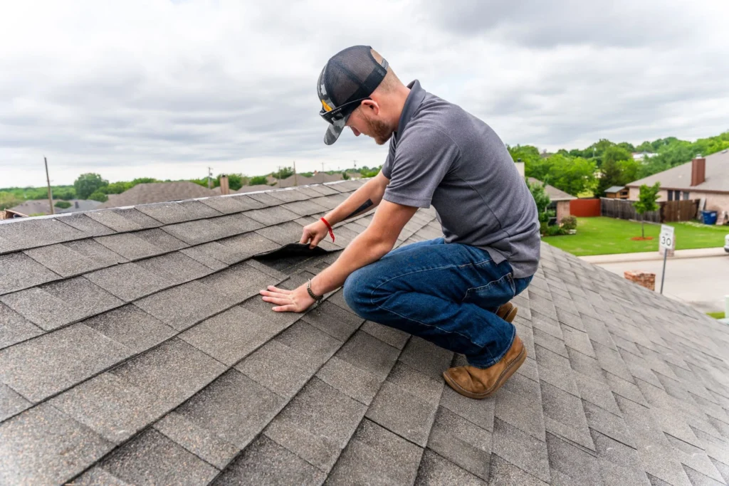 Shingle Roof Replacement Contractors in Manhattan NY